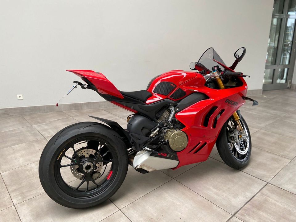 Ducati Panigale V4 S 1.Hand Ducati Sitzbank Evo-Tech in Heiligenhaus