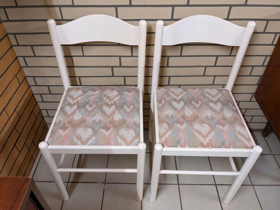 2 Stühle weiß 60er Jahre Mid Century in Veltheim (Ohe)