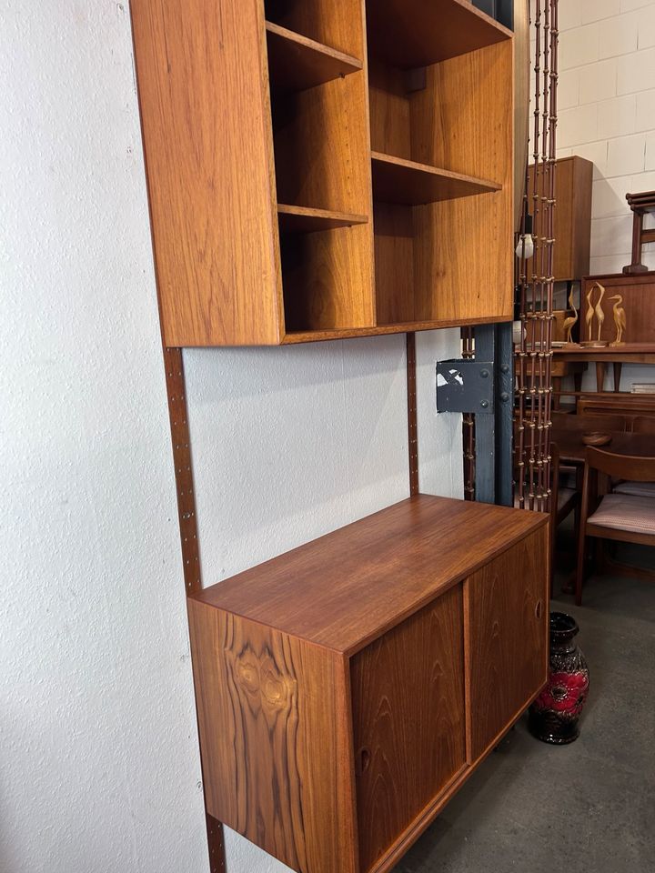 Vintage Teak Regalsystem Bücherregal Kommode HG FURNITURE 60er in Delmenhorst