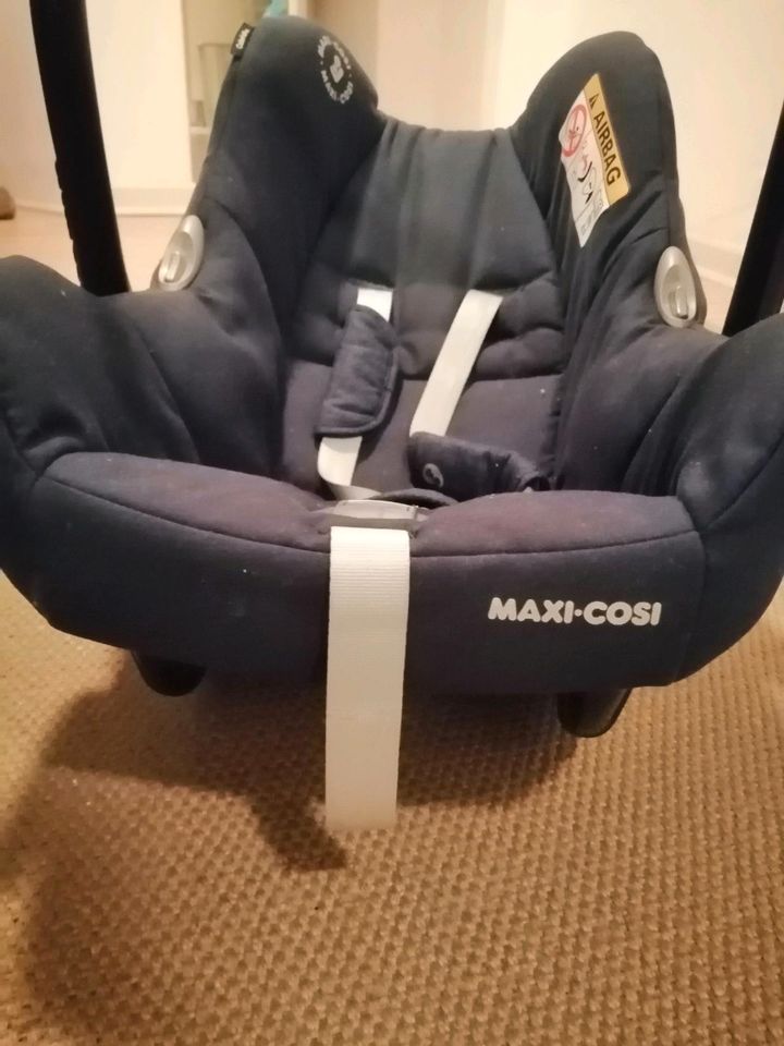 Maxi cosi Babyschale in Köln