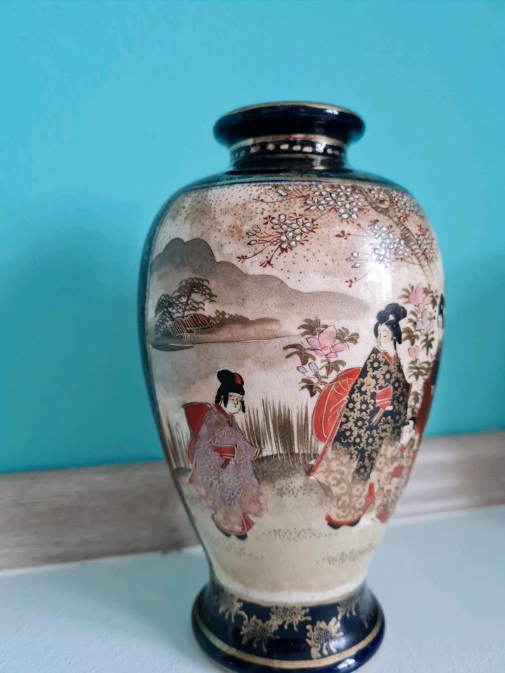 Alte Chinesische Vase  " Porzellan " in Berlin
