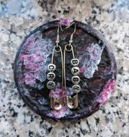 'cry baby' melanie martinez safety pin earrings Bayern - Sonthofen Vorschau