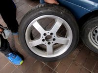 Einen Contireifen 245/45 R 17 99 V Baden-Württemberg - Aalen Vorschau