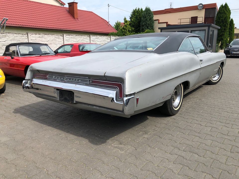 Pontiac Bonneville in Neuhofen