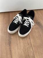 Guess Sneaker !!! Hessen - Neuenstein Vorschau