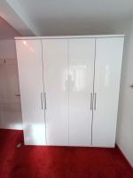 4-türiger Kleiderschrank, 2 Meter, weiß glänzend Duisburg - Duisburg-Süd Vorschau