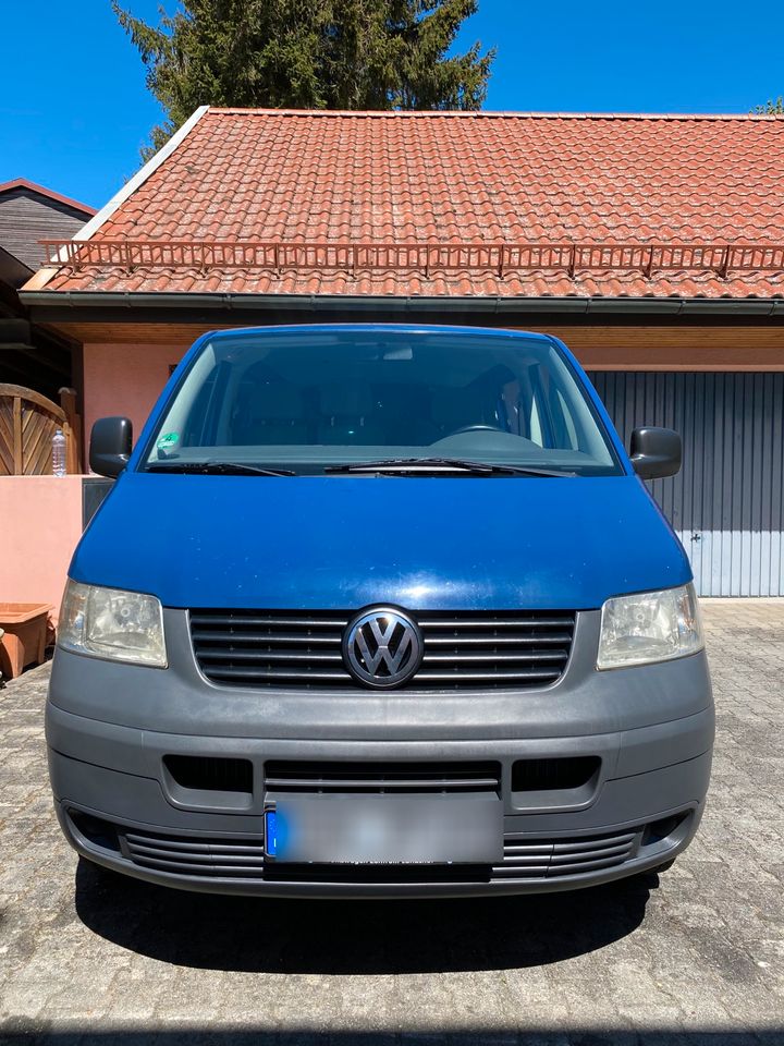 VW T5 Caravelle 1.9 TDI Lang Tüv neu in Bergkirchen