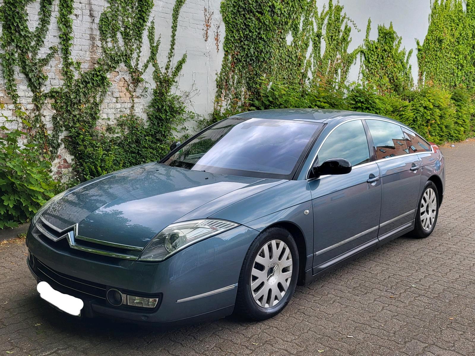 Abbildung des Autos Citroën C6 2.7 HDI Palla…