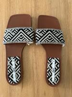 Zara Sandalen Damen Gr 40 Neu Schuhe Baden-Württemberg - Erbach Vorschau