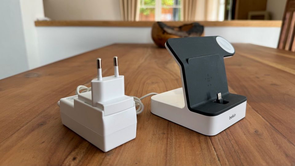 Belkin „PowerHouse“ Charge Dock in Alzenau