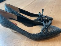 Prada Schuh mit kleinem Keilabsatz schwarz 37 Nordrhein-Westfalen - Werl Vorschau