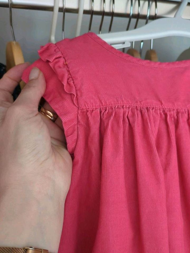Mini Boden Kleider 104 Cordkleid grün pink gelb in Pfinztal