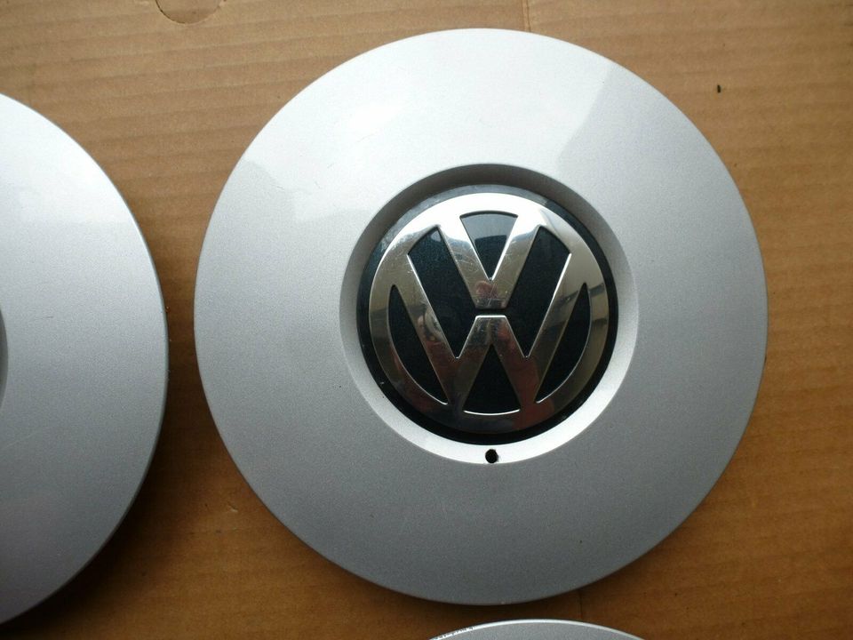 VW T4 16 Zoll Radkappe Felgendeckel 7D0601147B Top! in Gutenswegen