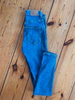 Weekday Jeans Body High Berlin - Neukölln Vorschau