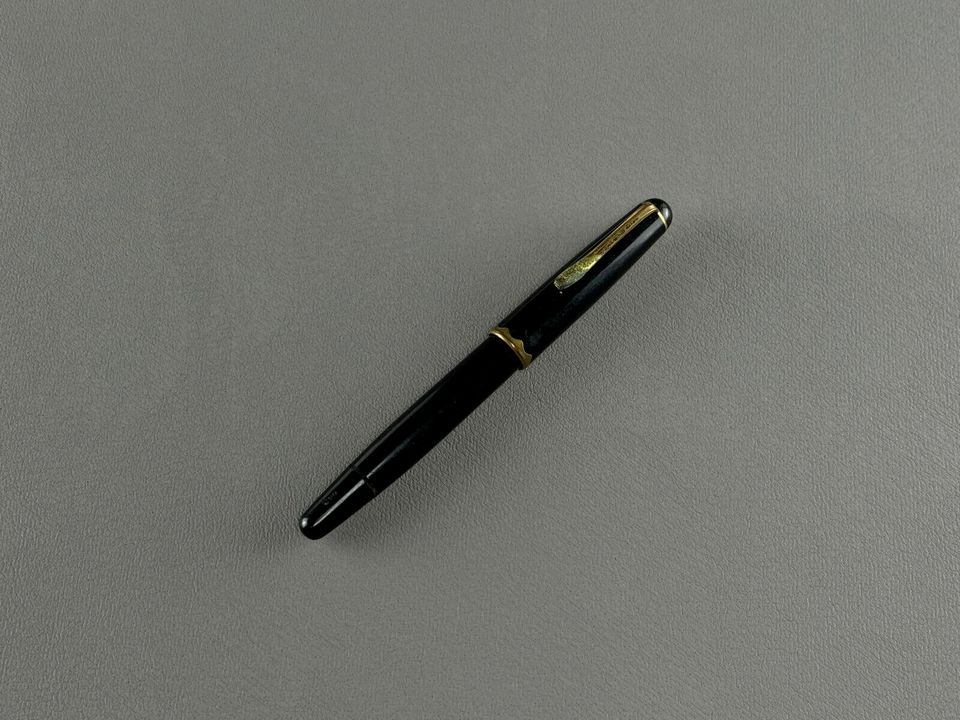 Montblanc Monte Rosa 042 Füller Kolbenfüller Vintage Schwarz in Bremen