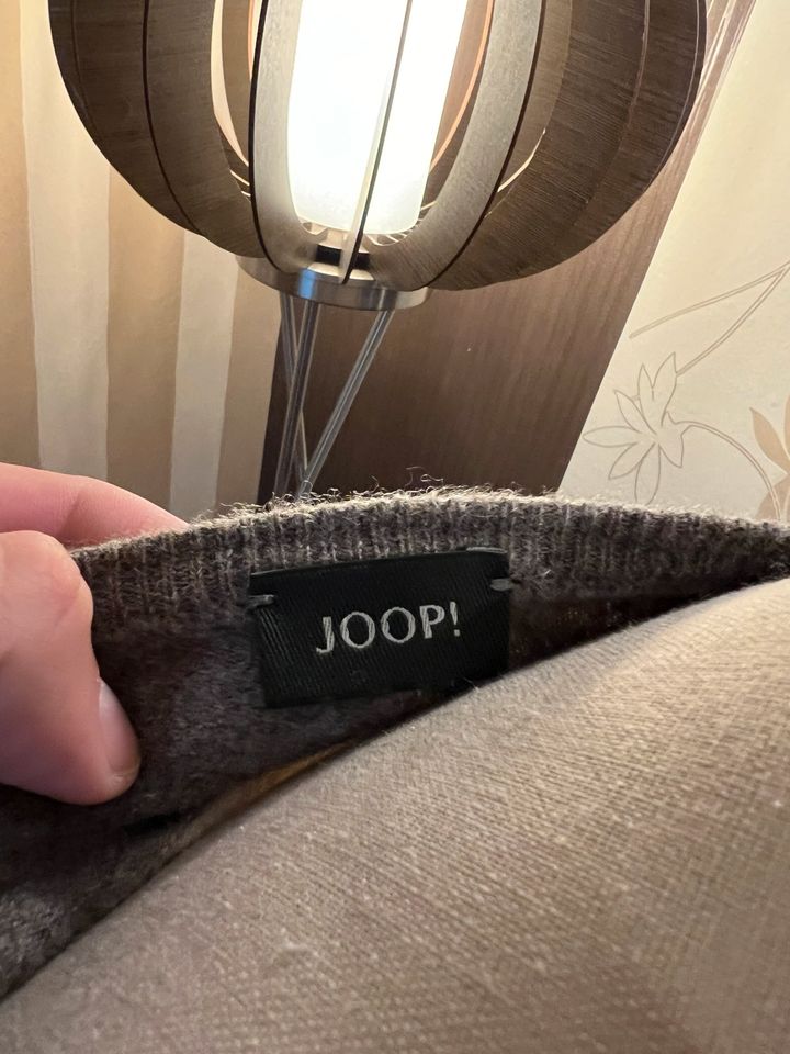 Originaler Joop! Herrenpullover in Herne