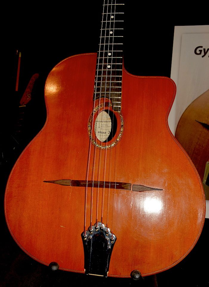 Gino Janelli Gypsy Jazz Gitarre Mod. Favino 2018 UNIKAT in Karben