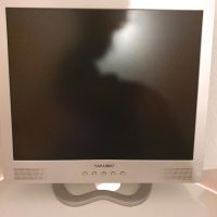 Yakumo TFT 19 XF 8 Monitor 19 Zoll Flachbildschirm Mecklenburg-Vorpommern - Stralsund Vorschau