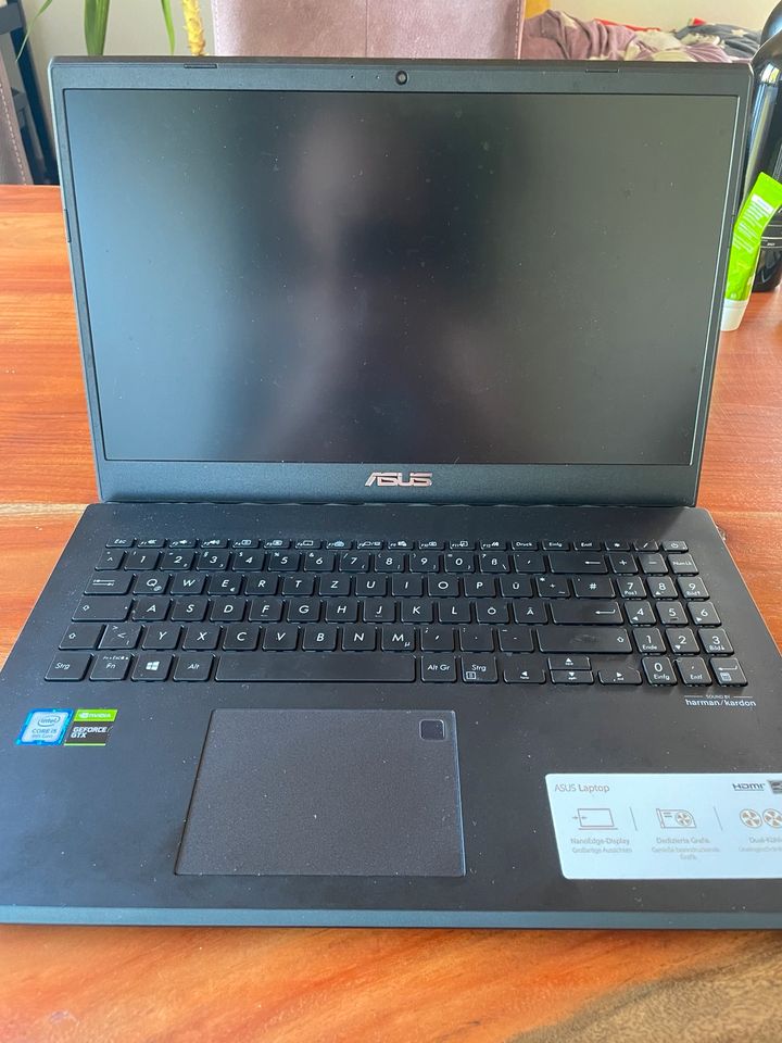 Asus Vivobook X571GT in Ditzingen