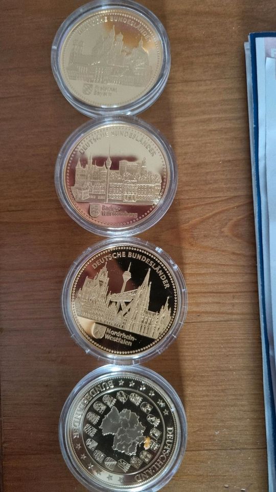 Münzen vergoldet 4 Stück in Schrobenhausen