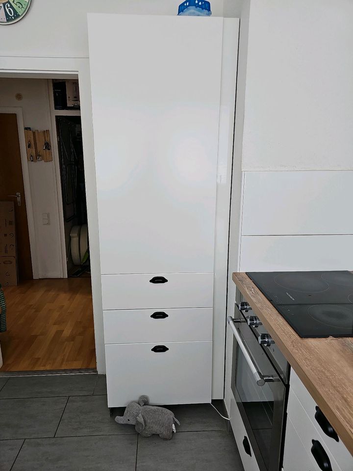 Ikea Metod Küchen Hochschrank 37 tief 60 Breit in Ratingen