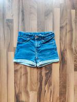 Kurze Shorts Hose blau H&M Gr. 134 für 4 € Leipzig - Kleinzschocher Vorschau