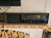 DDR Radio Heimempfänger Robotron Strelasund 1021 Sachsen - Schneeberg Vorschau