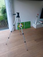 Manfrotto Aluminium-Stativ „Junior“ 390 inkl. Schnellwechselplatt Nordrhein-Westfalen - Waltrop Vorschau