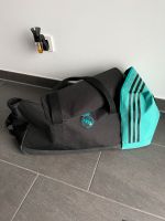 Adidas Real Madrid sporttasche Reisetasche Fußball schwarz türkis Hessen - Stadtallendorf Vorschau