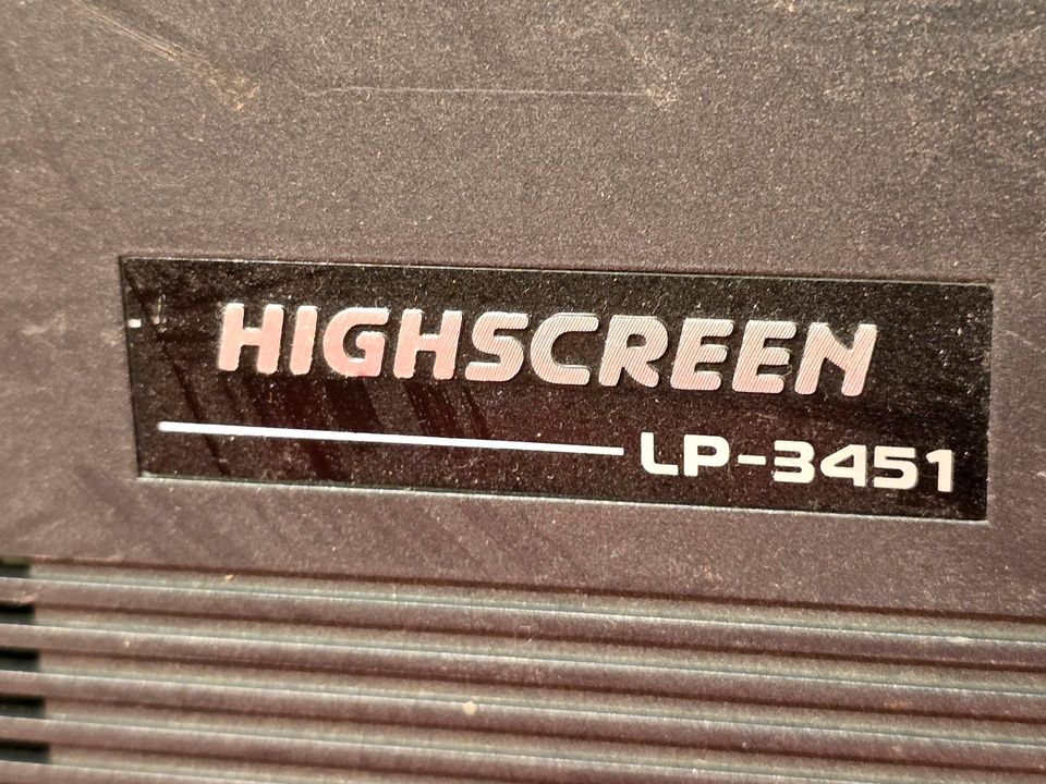 Alten Laptop Highscreen LP-3451 in Bremen