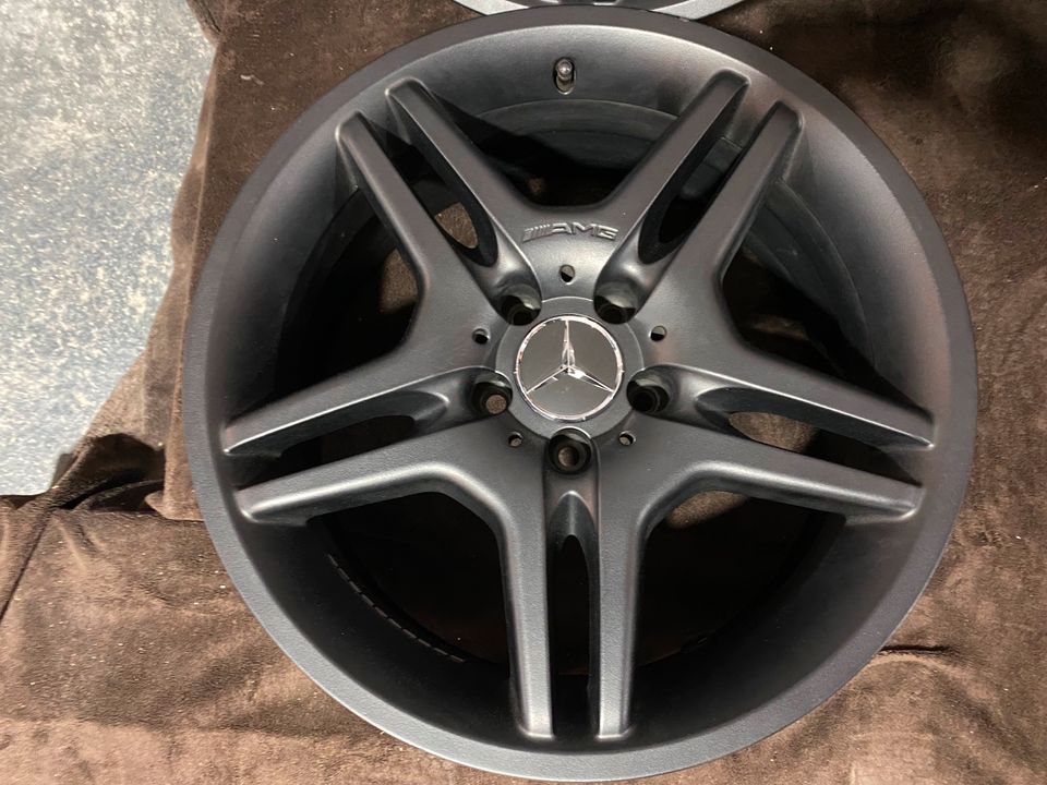 AMG Felgen 18 Zoll Schwarz Mercedes W211 R129 W208 W209 R170 R171 in Stralsund