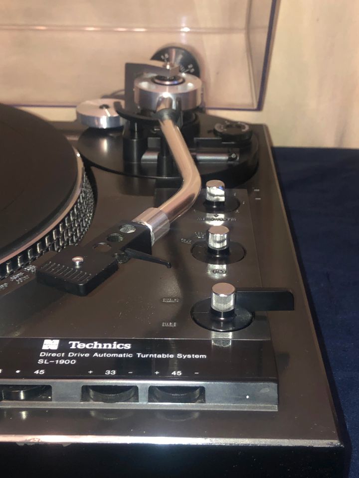 TECHNICS Direct Drive SL1900 Automatic, Plattenspieler, in Neuss