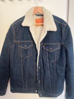 Levi's Jeansjacke Größe M – Top Zustand Hessen - Hanau Vorschau