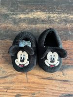 Krabbelschuhe Hausschuhe Mickey Mouse Rheinland-Pfalz - Langenlonsheim Vorschau