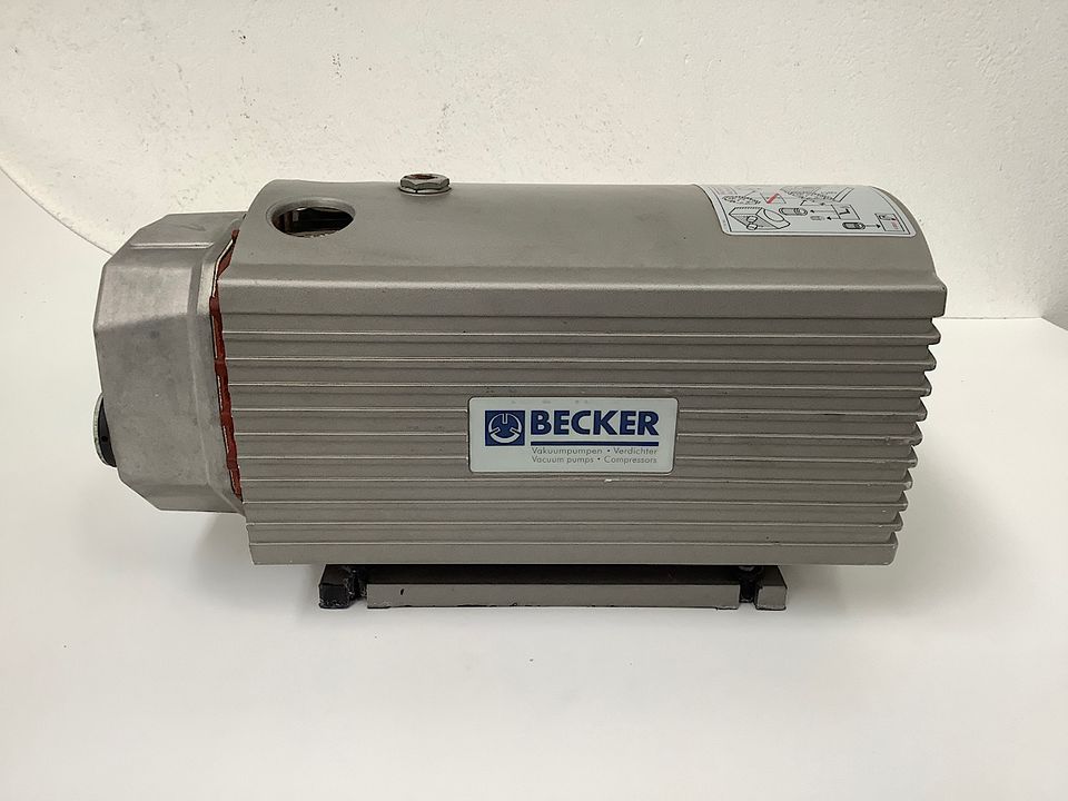 BECKER D80B4P Vakuumpumpe 0.70kW 1420/1700r/min 3.80/3.90A in Korschenbroich