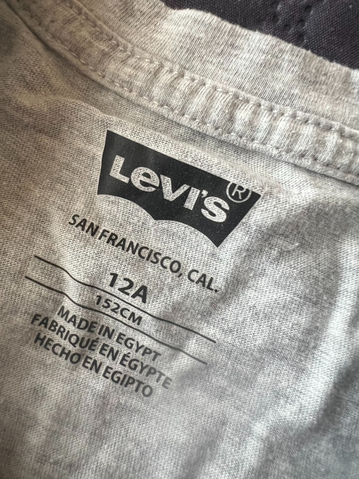 ❣️ graues Mädchen T-Shirt von Levi‘s Gr. 12 Y * 152 ❣️ in Vogt