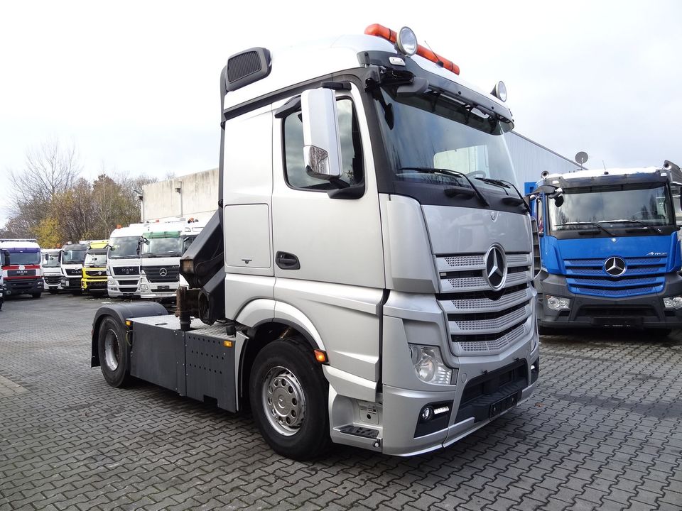 Mercedes-Benz Actros 1842LS Kran HMF 2020 bis 18 Meter in Gütersloh