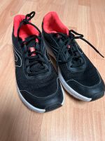 Sportschuhe Decathlon Gr. 39 Nordrhein-Westfalen - Werl Vorschau