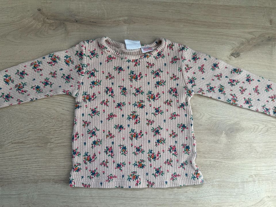 Mädchen dünner Pullover rosa Zara Größe 98 in Radeberg