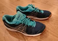 Asics Hallenturnschuhe Gr. 39 Hessen - Marburg Vorschau