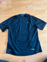 Trainingsshirt Herren und Trainingshose im Set Frankfurt am Main - Sachsenhausen Vorschau