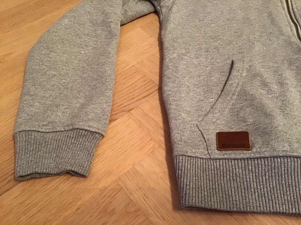 Sweatshirt Jacke Gr. M, Hoodie für Herren, Kapuzenjacke in Zeuthen