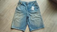 Bershka Skater Jeans Shorts / Hose, mittelblau, Gr. 42 (W32), NEU Kr. Dachau - Dachau Vorschau