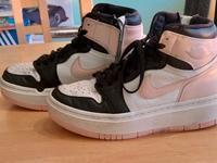 Women's Air Jordan 1 Elevate High Gr.40 Rheinland-Pfalz - Neuwied Vorschau