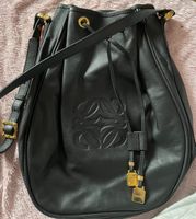 Lederhandtasche von LOEWE Bucket bag schwarz Gold Baden-Württemberg - Balingen Vorschau