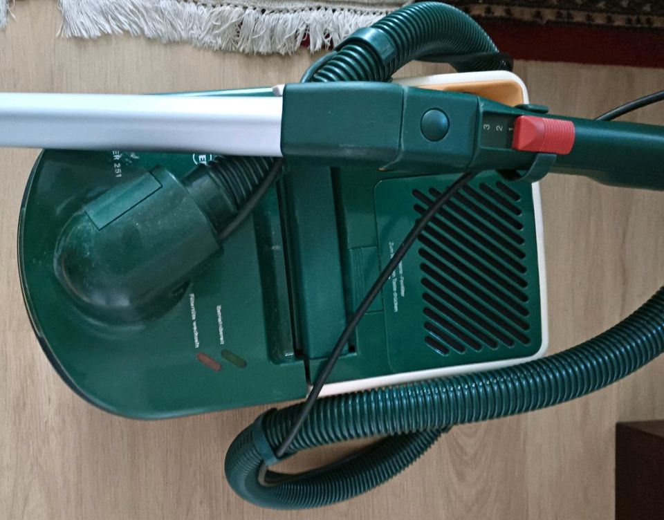 Vorwerk Tiger 251 Staubsauger in Baden-Baden