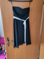 Schwarzes Abendkleid gr.32 Nordrhein-Westfalen - Lübbecke  Vorschau