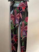 Nike Dri-Fit Leggings Damen/Mädchen - sehr guter Zustand Berlin - Zehlendorf Vorschau