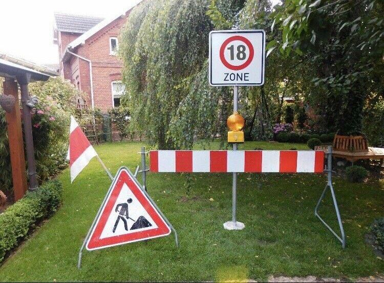 Schilderverleih 18. Geburtstag, Geburtstagsschild, Baustelle Zone in Westoverledingen