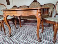 antikes Esszimmer: Tisch, 2 Stühle, 1 Sofa und 2 Sessel Köln - Bickendorf Vorschau